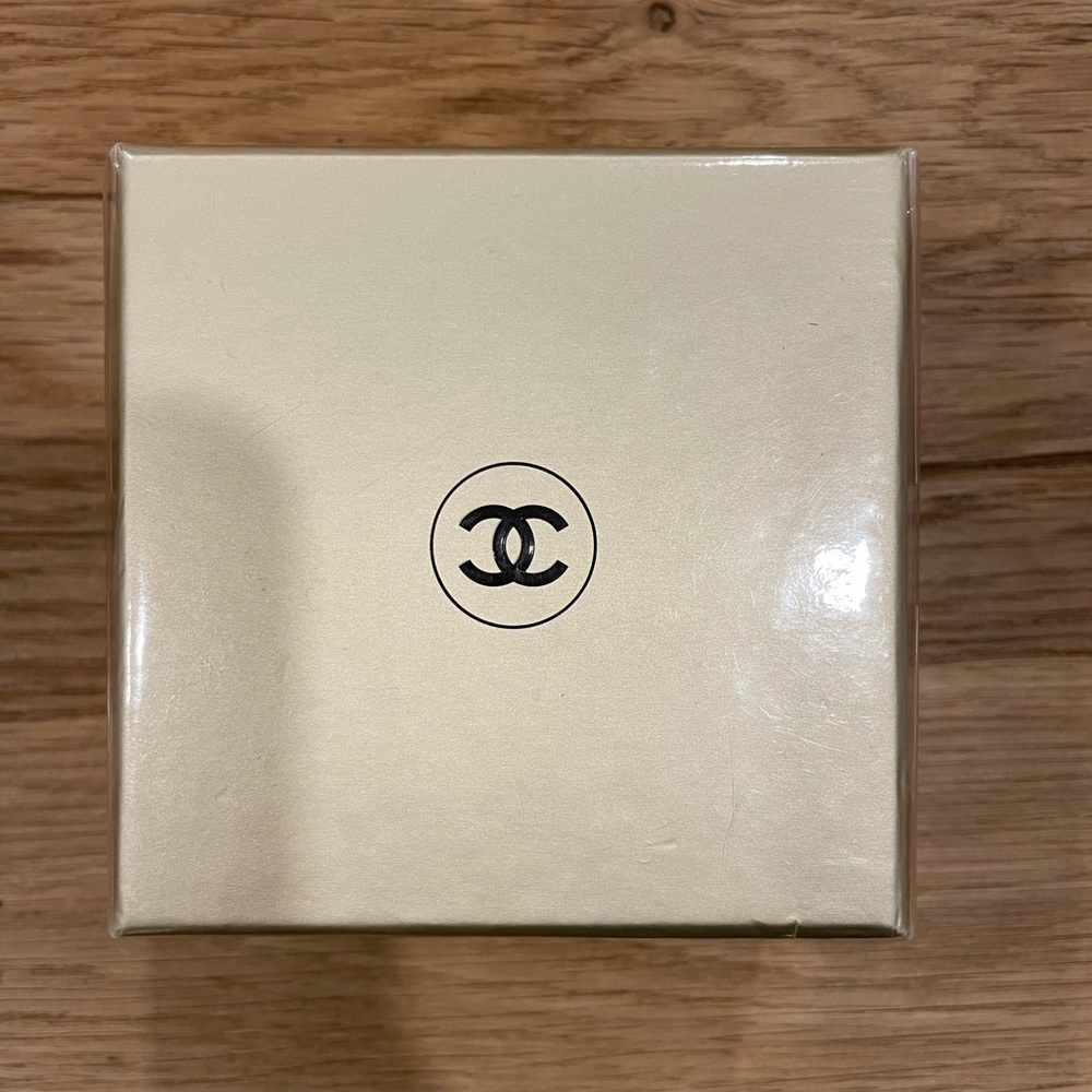CHANEL SUBLIMAGE LA CRÈME